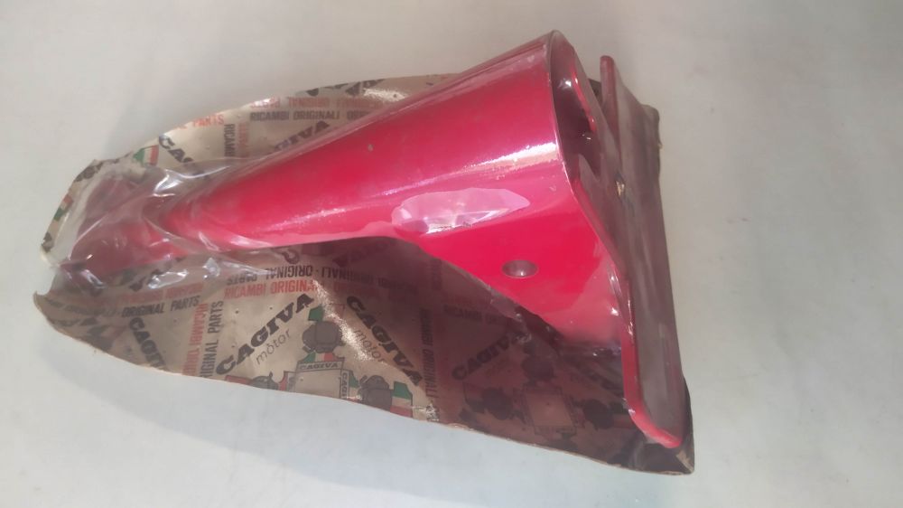 supporto fanale posteriore rosso cagiva sst 250 ´81