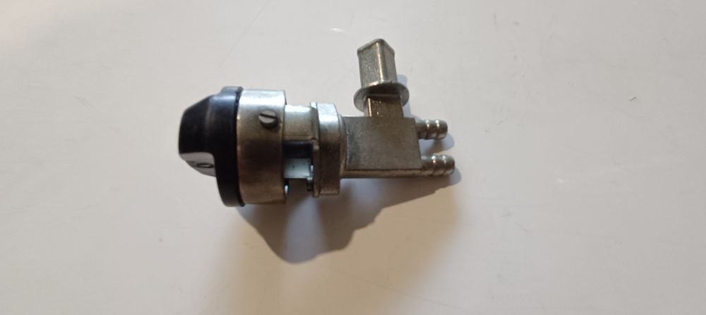 rubinetto benzina nuovo originale 63456 cagiva freccia