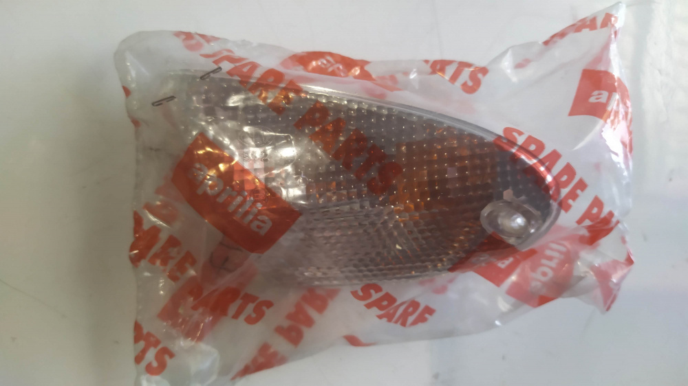 freccia ant sx aprilia leonardo 125 ´01 cev 572