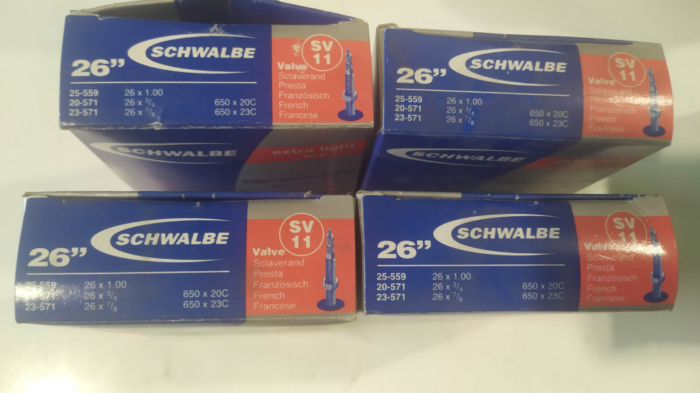 lotto 14 camere d´aria - qt. 2 misura 21 - qt. 1 misura 18 - qt. 1 misura 16 - qt. 1 misura 8 - qt. 9 misure ciclo 26 e 28